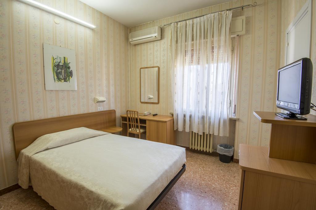 Albergo Ristorante Edo Forlimpopoli Camera foto